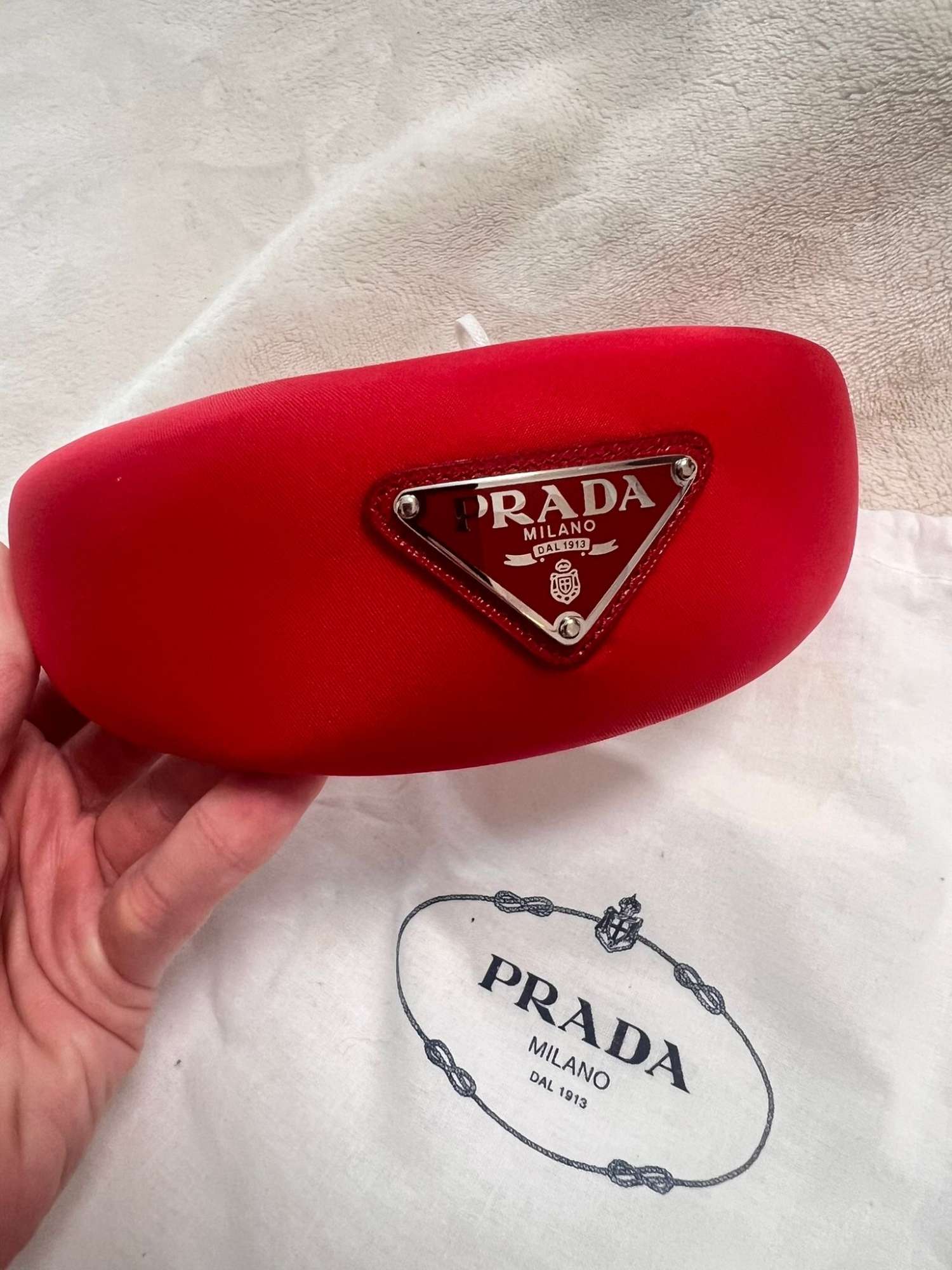 Prada čelenka