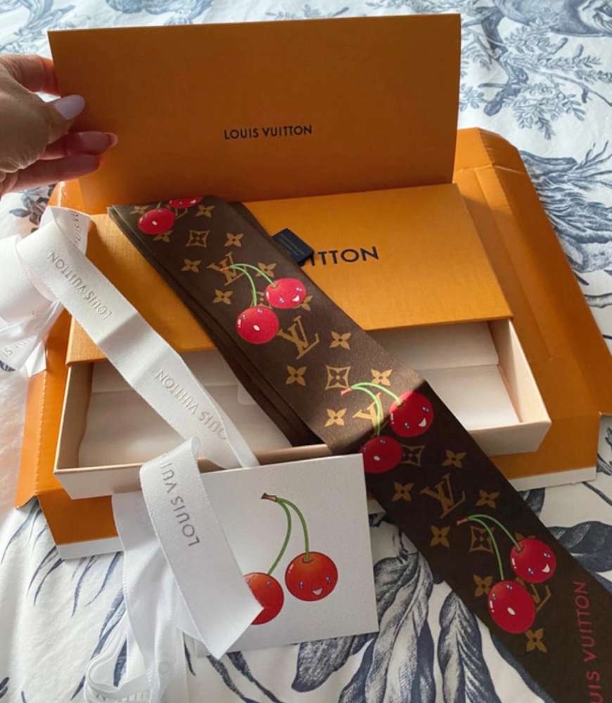 Louis Vuitton twilly murakami