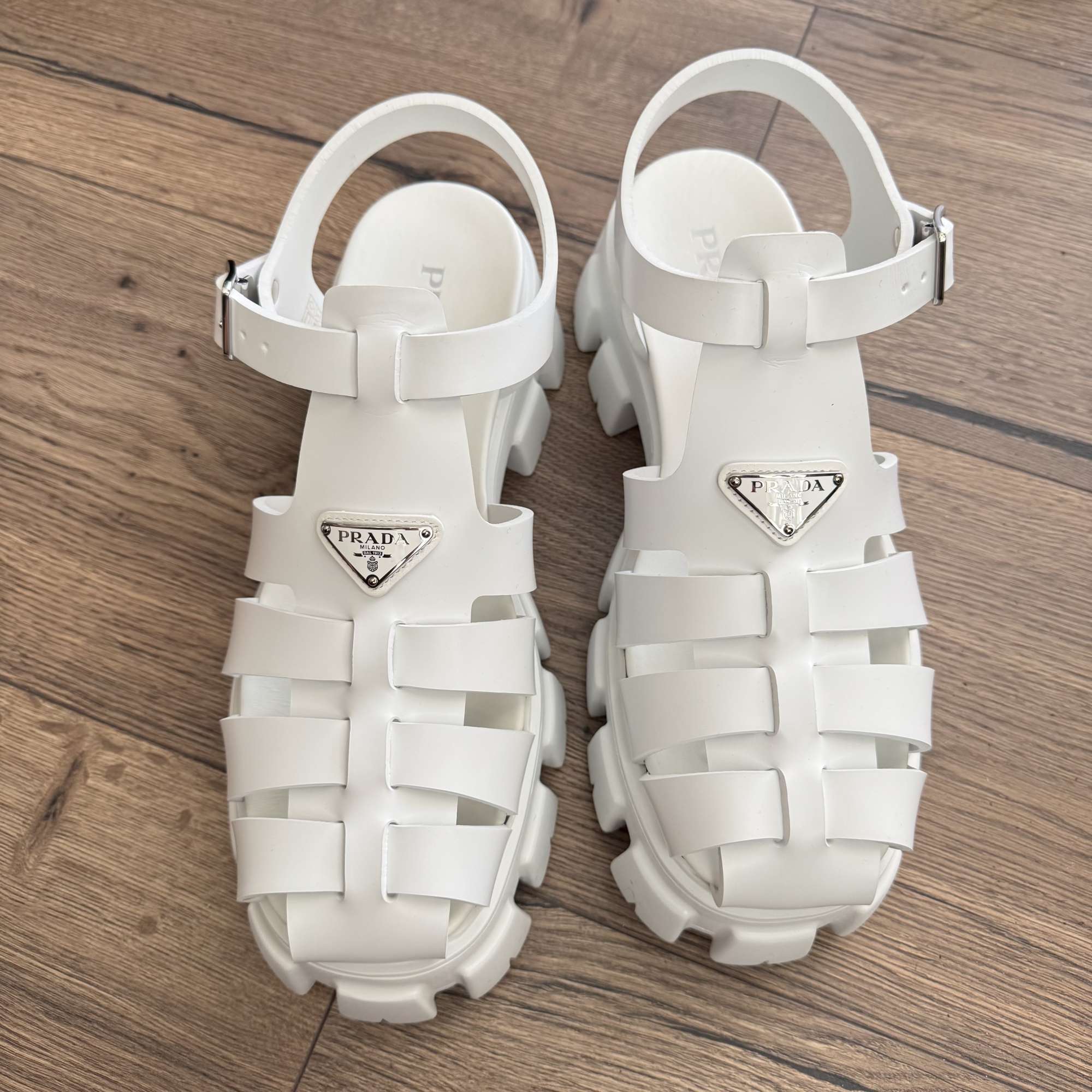 Prada monolith sandale