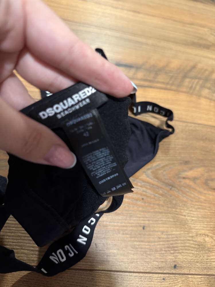 Dsquared2