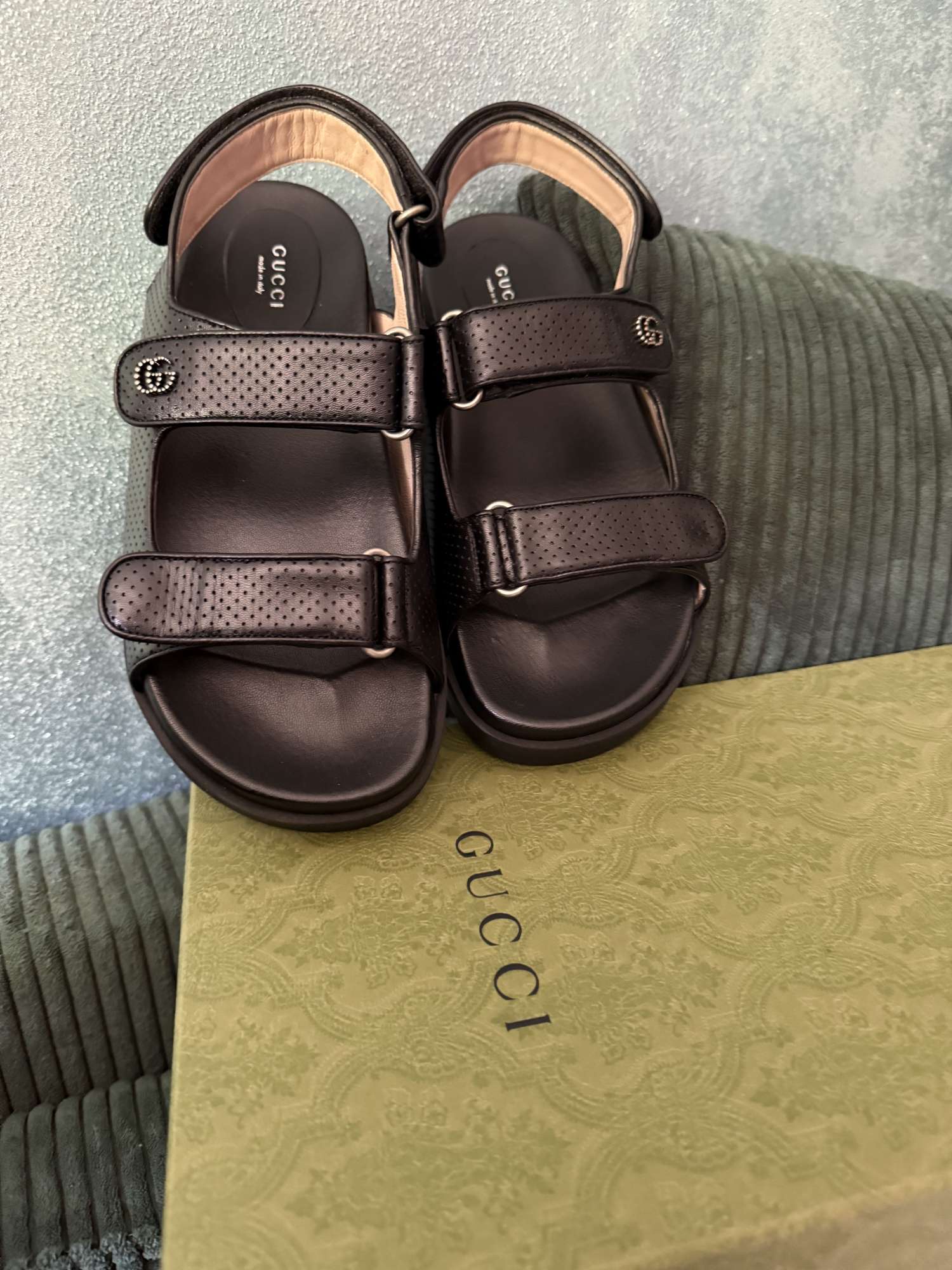 Gucci sandálky