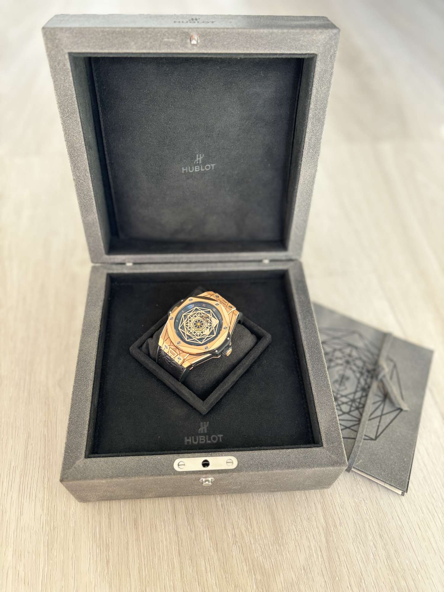 Hublot hodinky