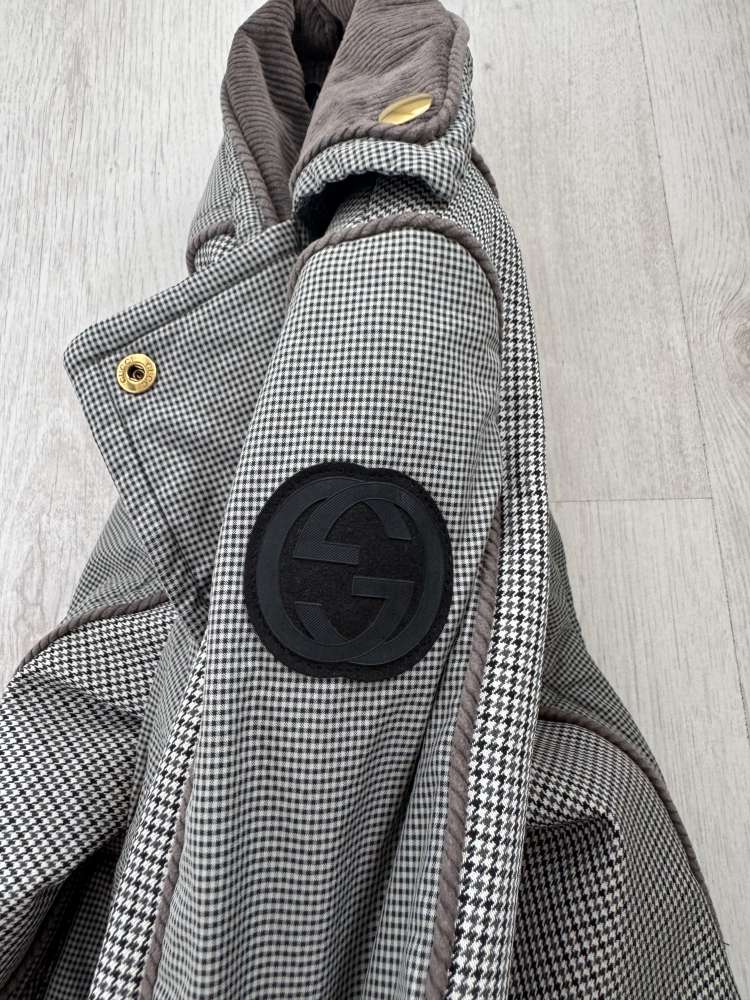 Gucci bundička