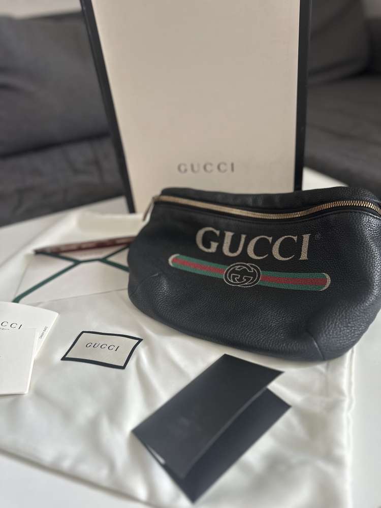 Gucci ladvinka