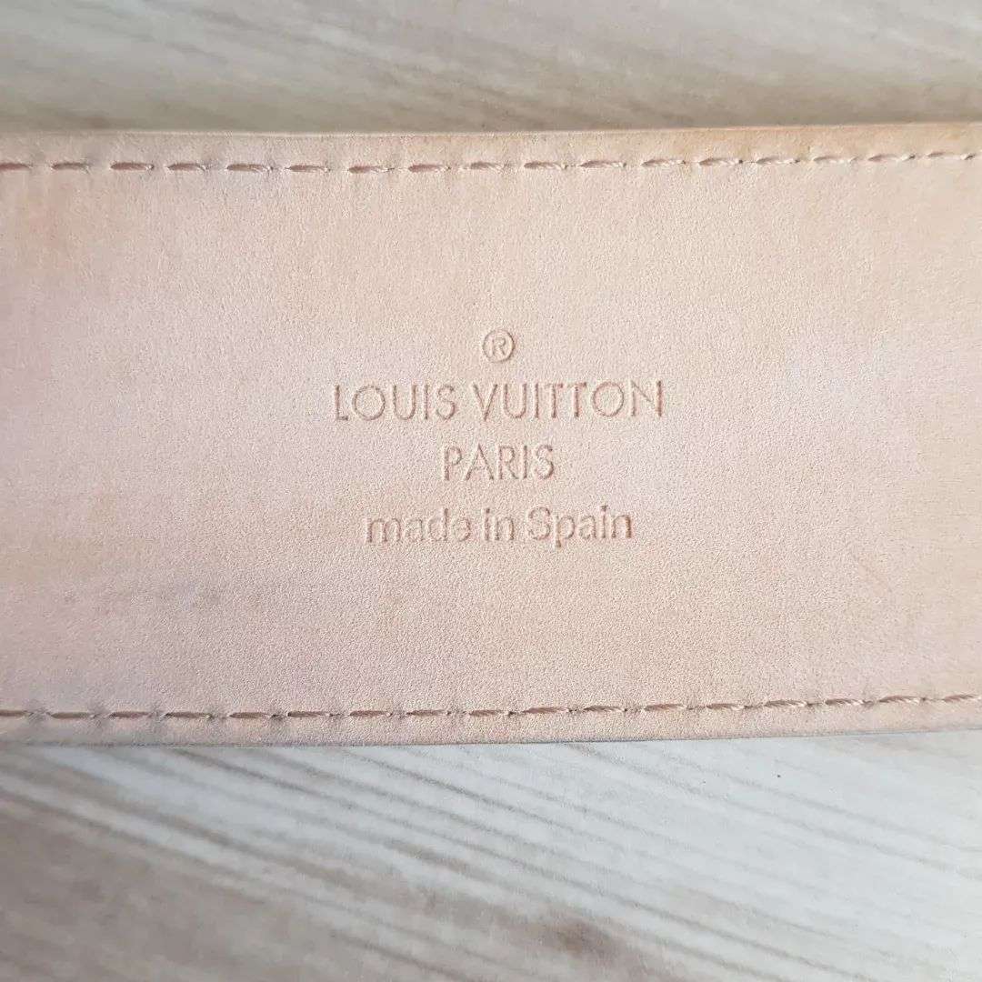Louis Vuitton Pasek Initials