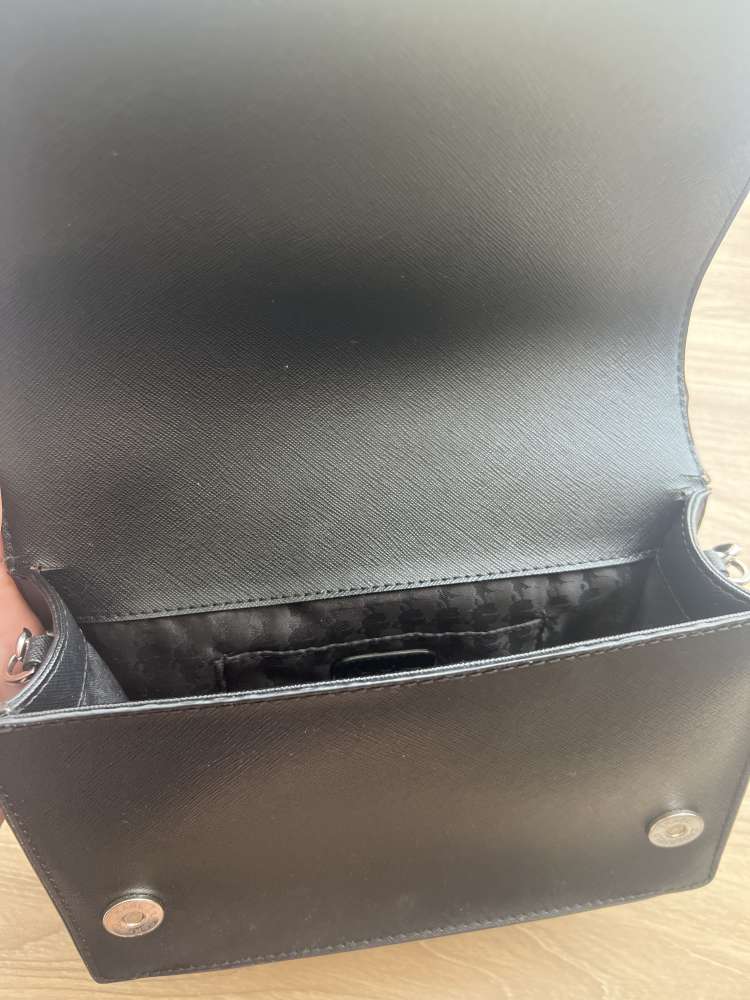 Karl Lagerfeld kabelka