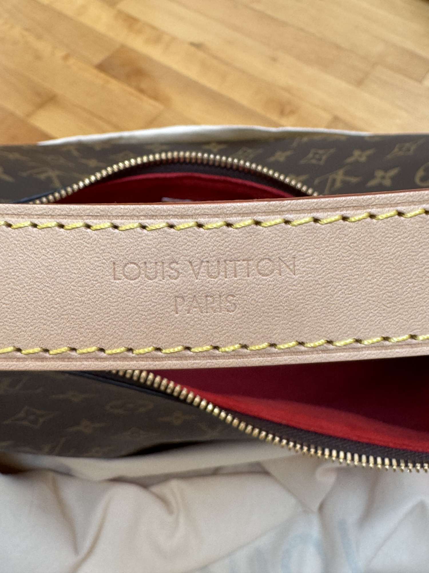 Louis Vuitton Slouchy bag MM