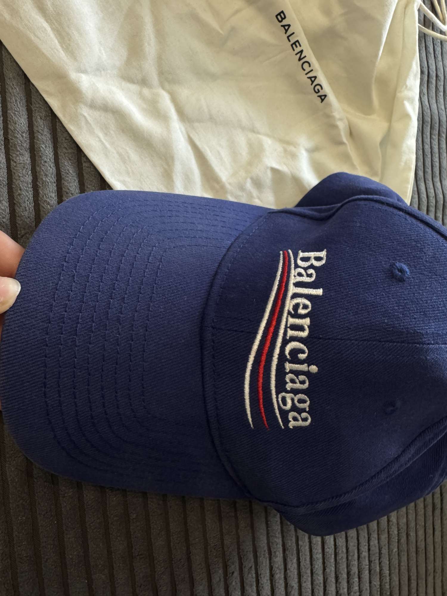 BALENCIAGA  CAP