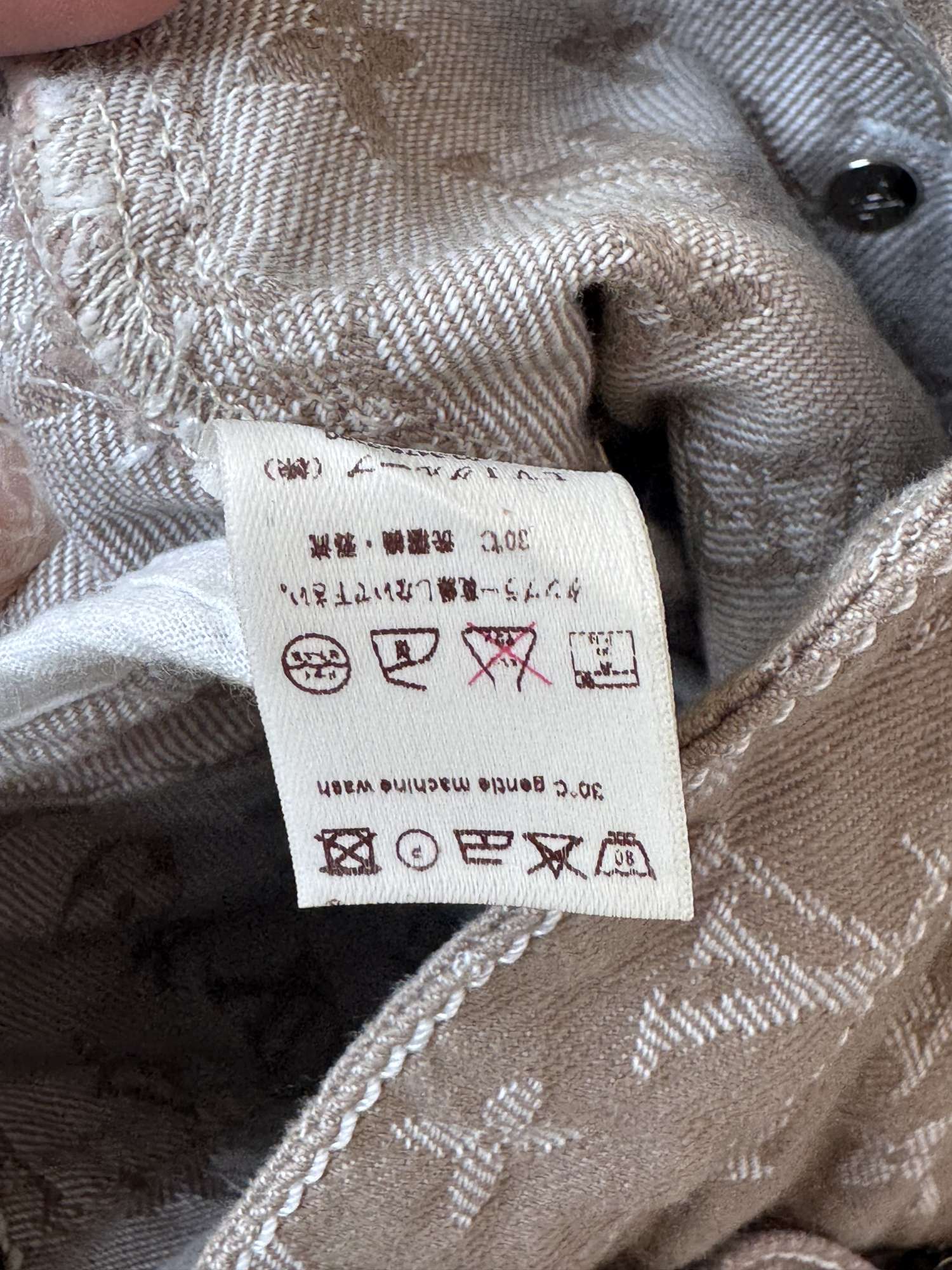 Capri džínsy Louis Vuitton