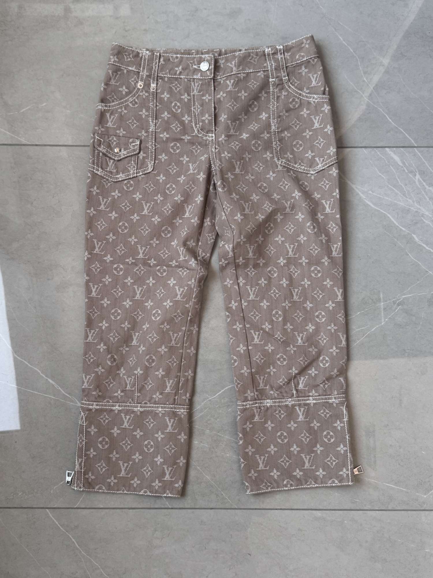 Capri džínsy Louis Vuitton