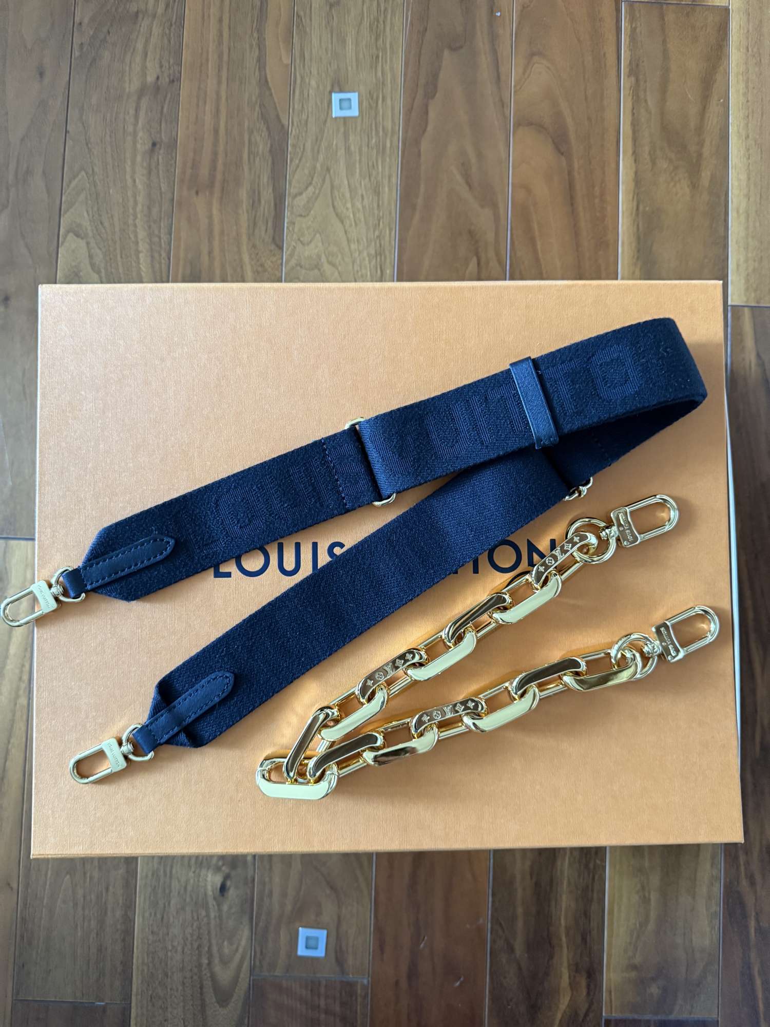 LV Coussin MM kabelka