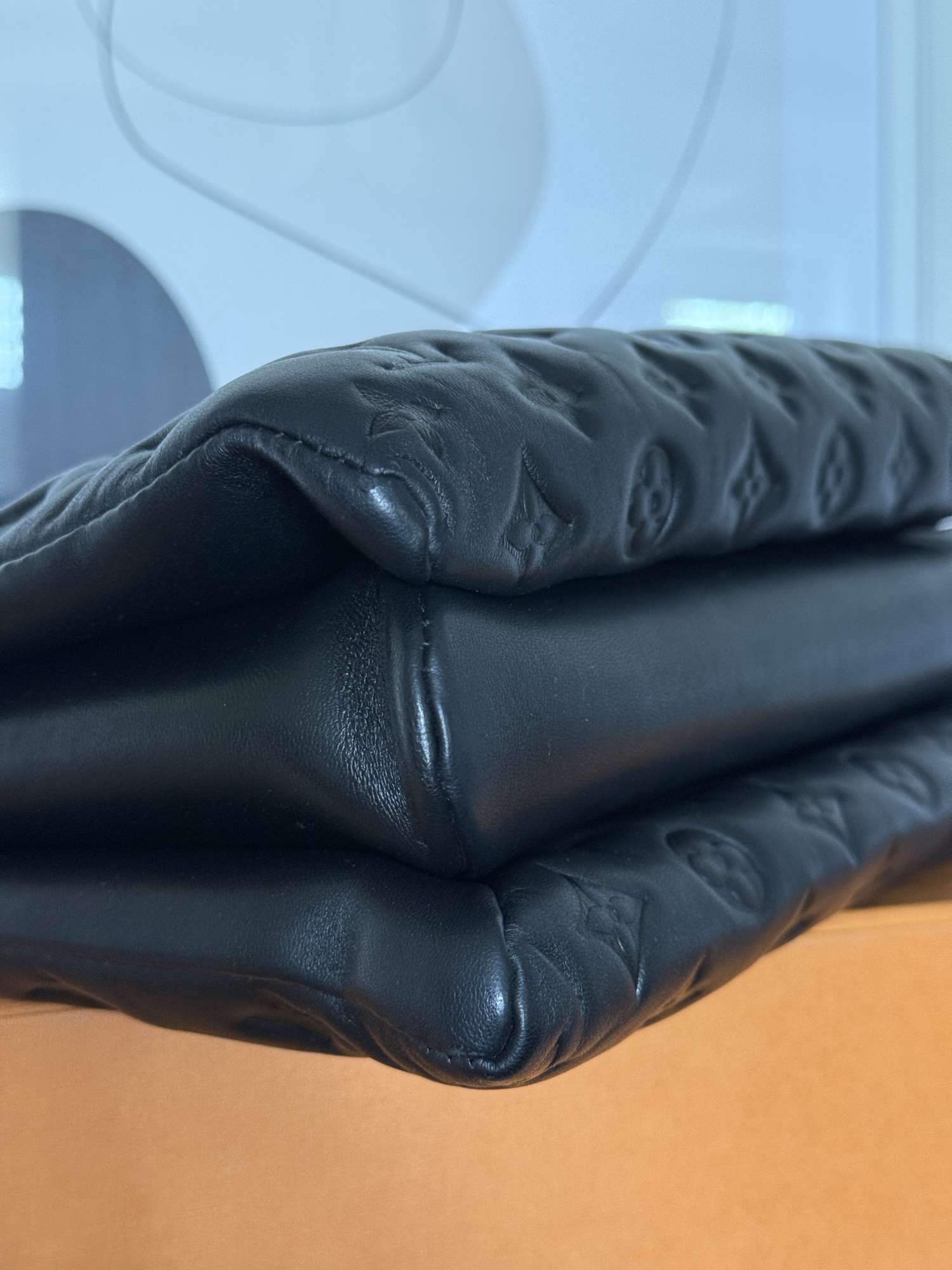 LV Coussin MM kabelka