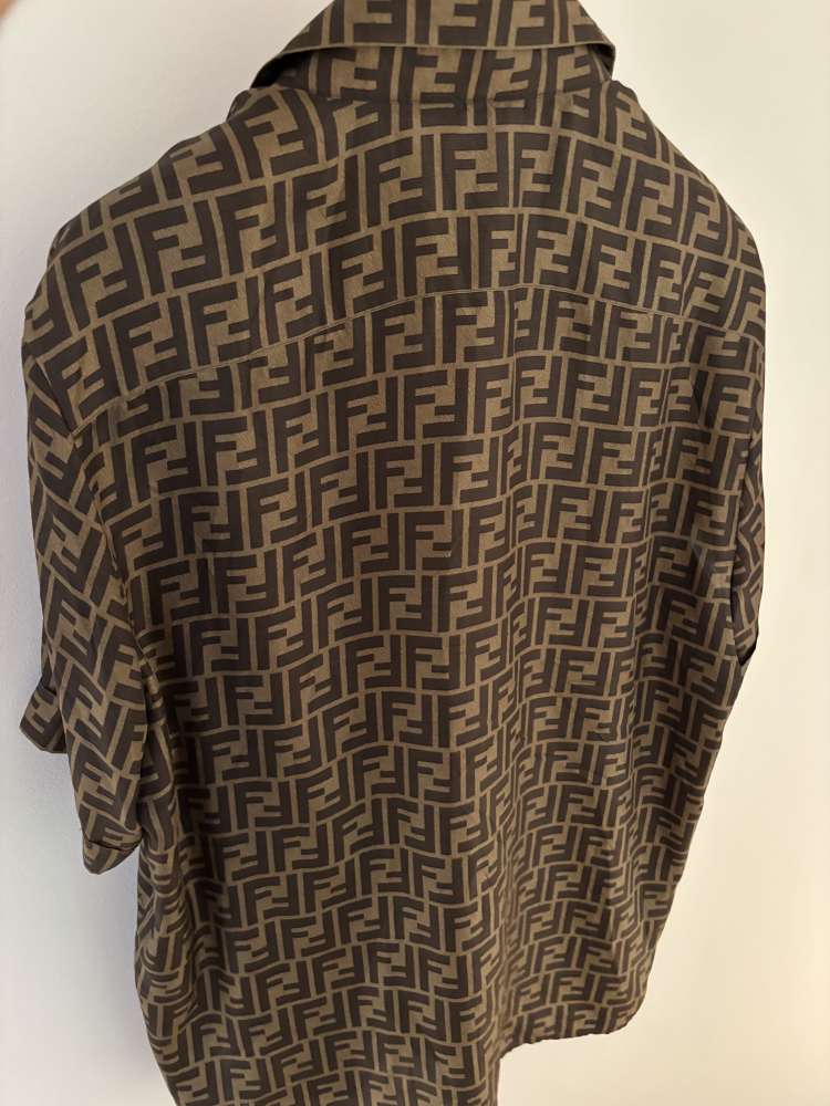 Fendi hodvábna košeľa
