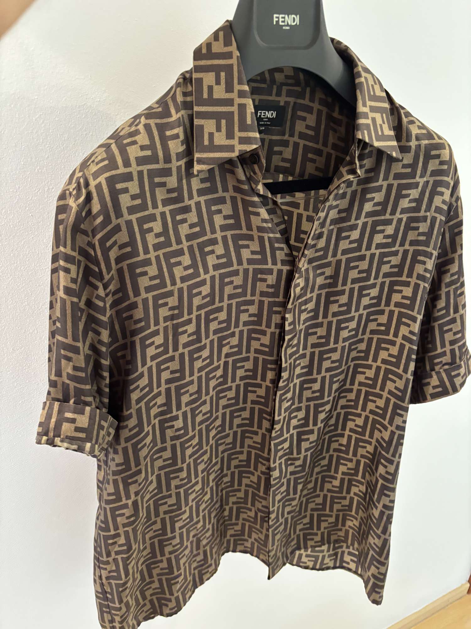 Fendi hodvábna košeľa