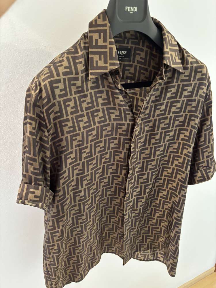 Fendi hodvábna košeľa