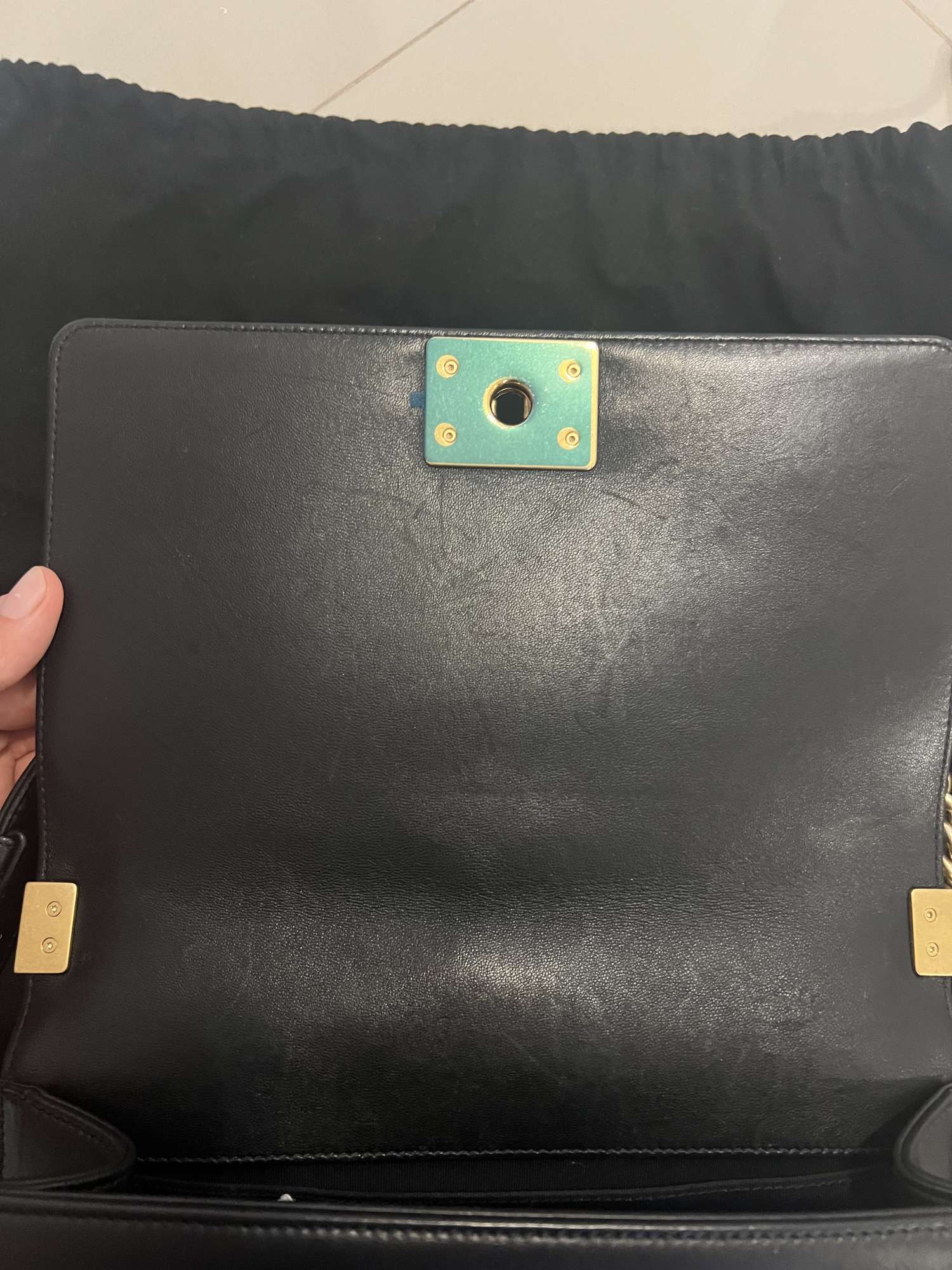 Chanel Boy Medium Cerna