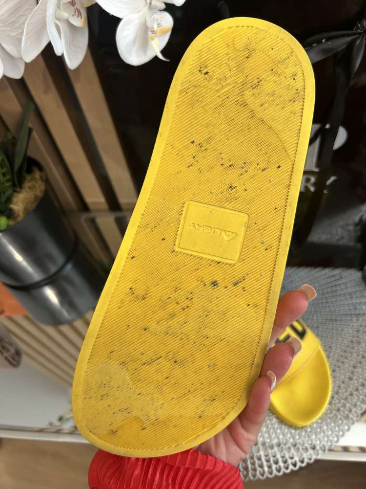 Dsquared šľapky