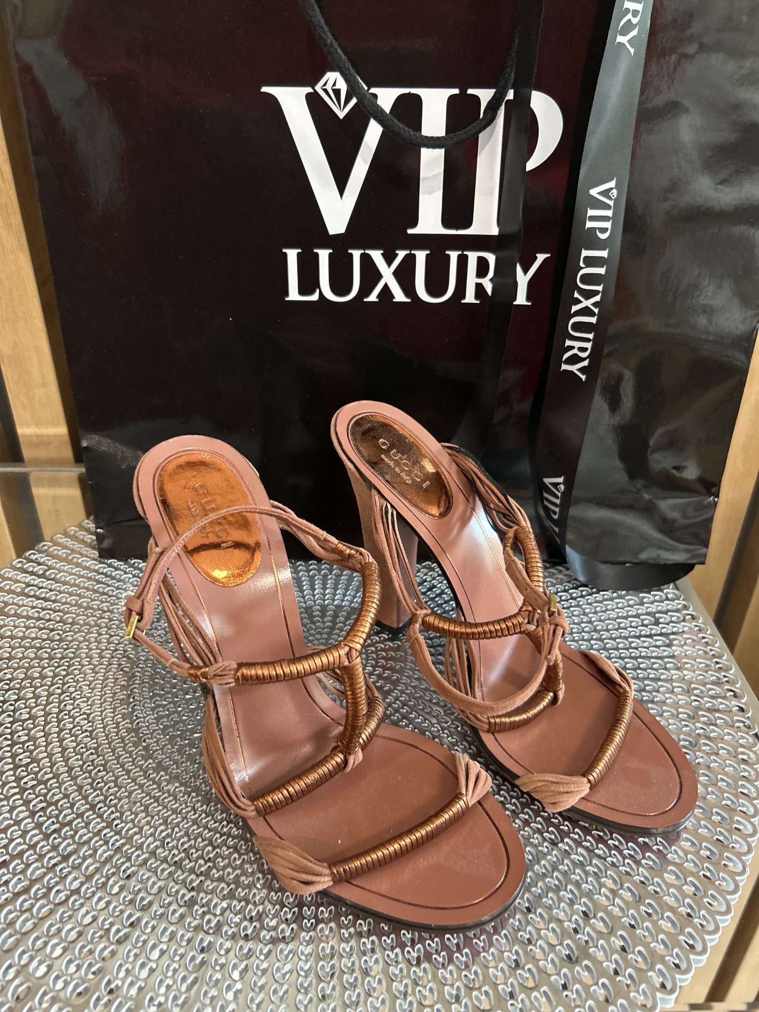 Gucci sandále
