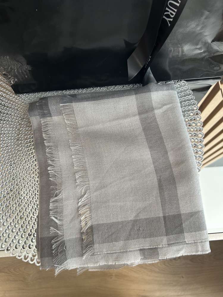 Burberry šatka
