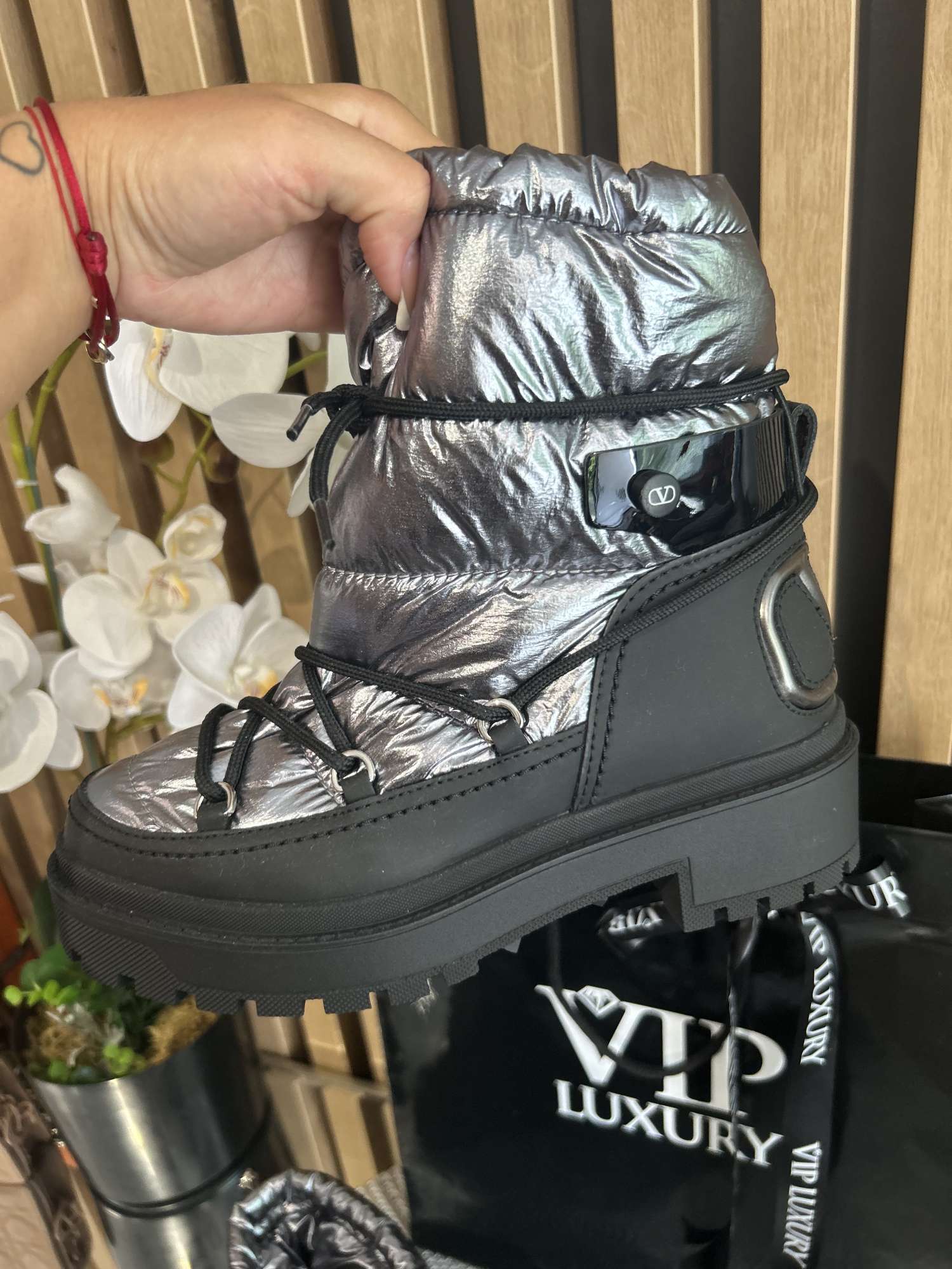 Valentino snehule