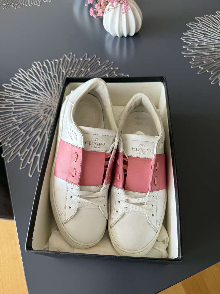 Valentino Garavani 38,5