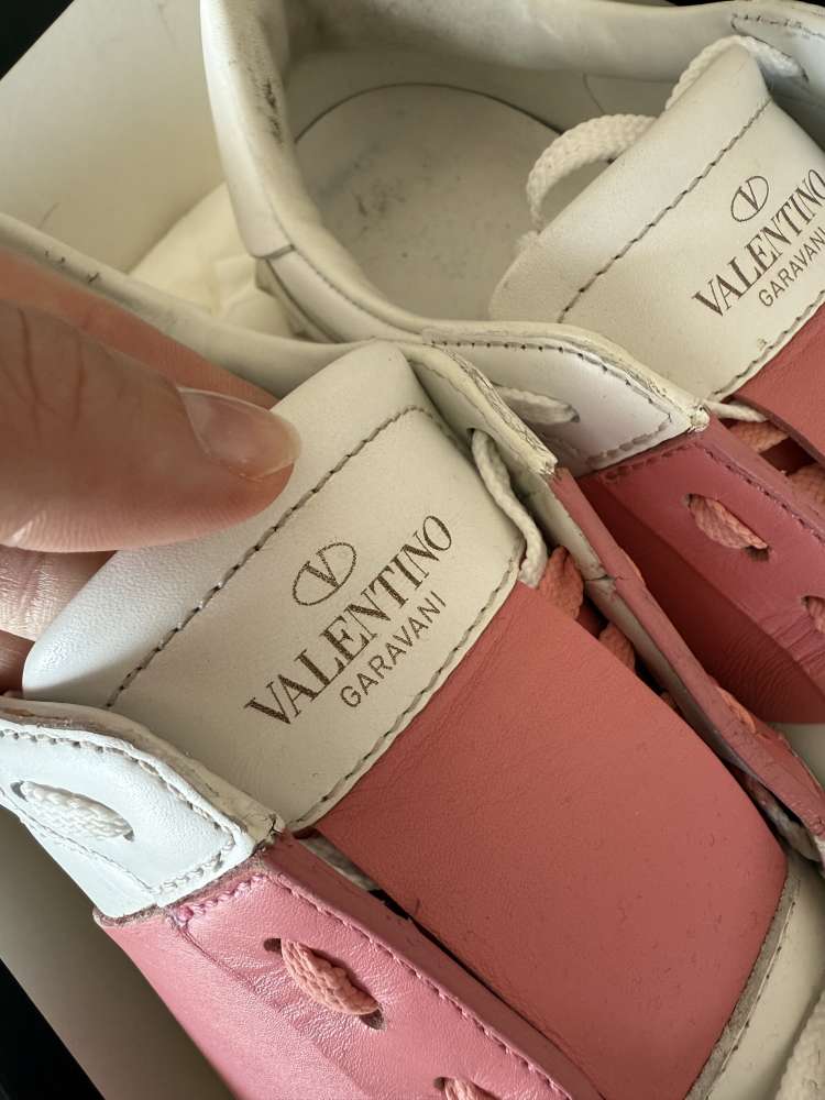 Valentino Garavani 38,5