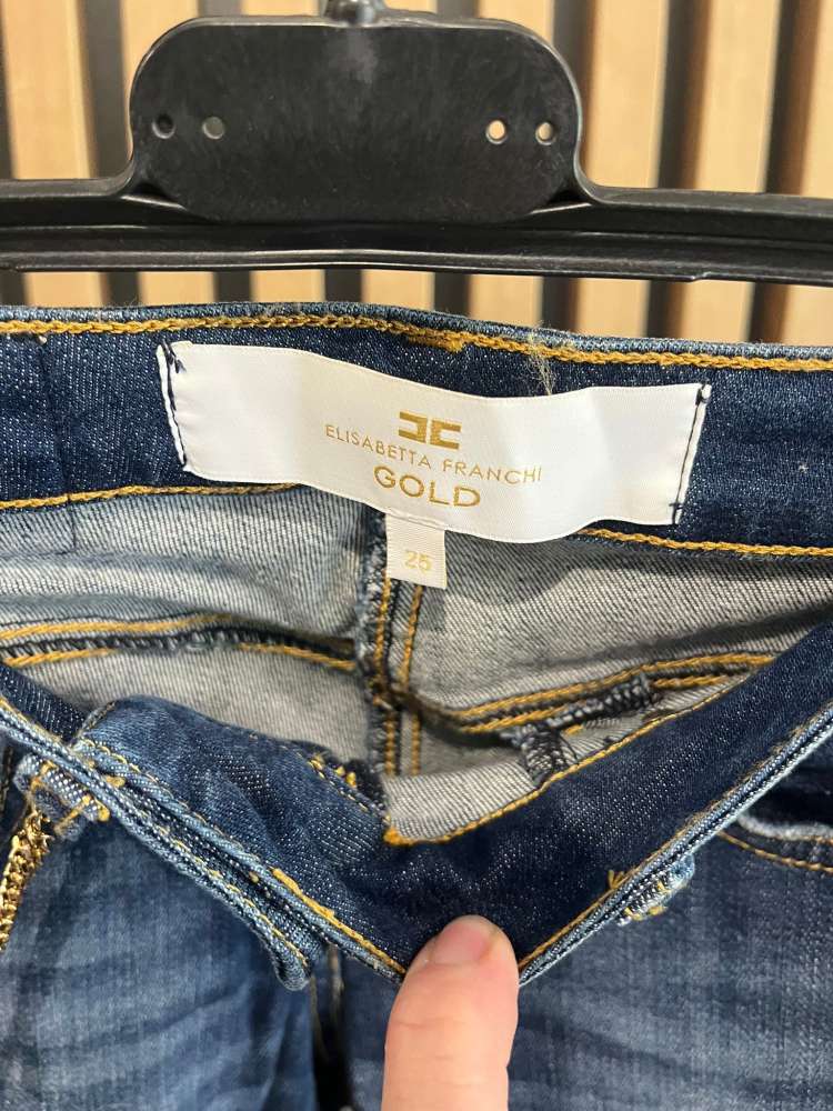 Elisabetta Franchi rifle