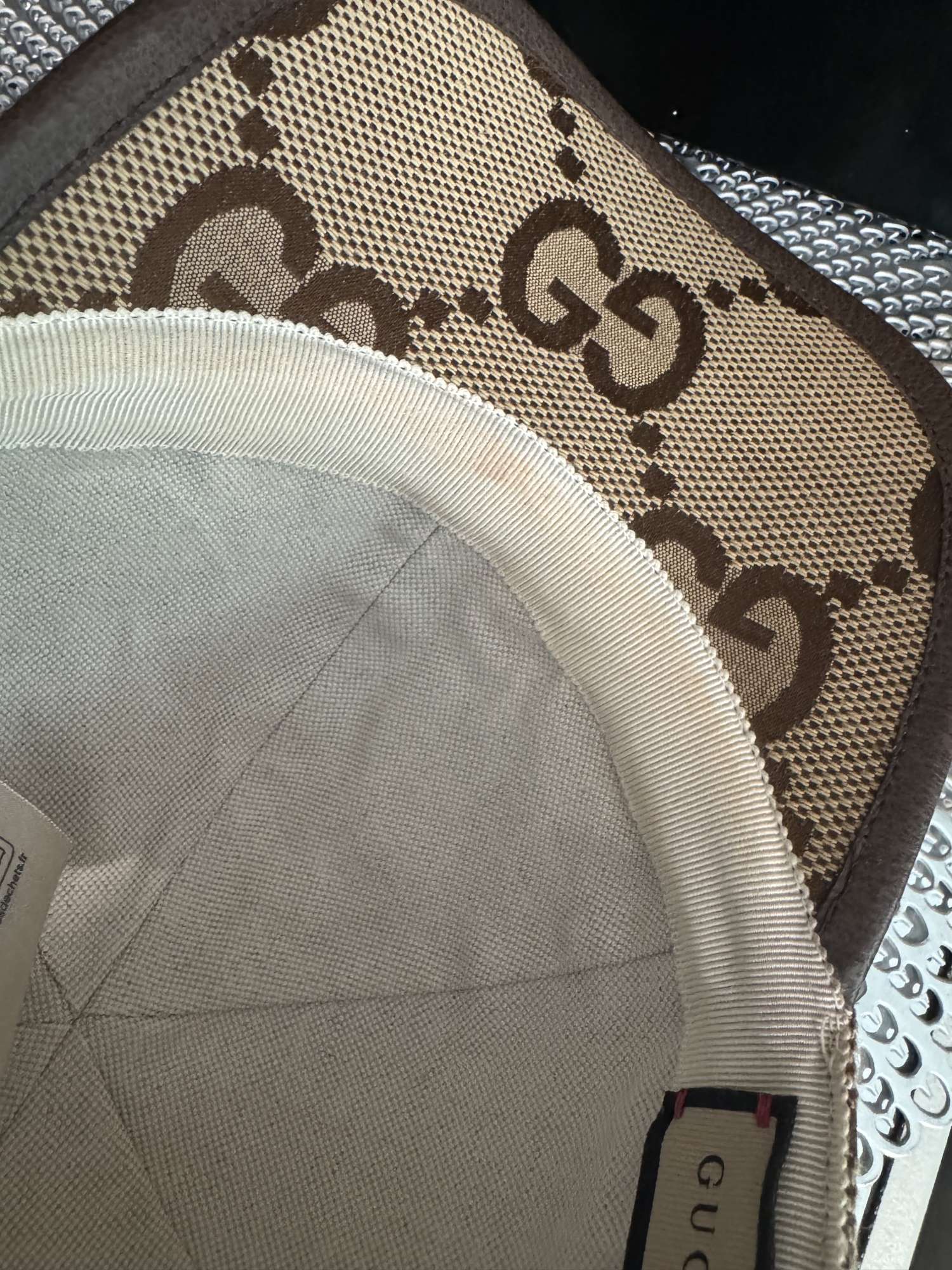 Gucci silt