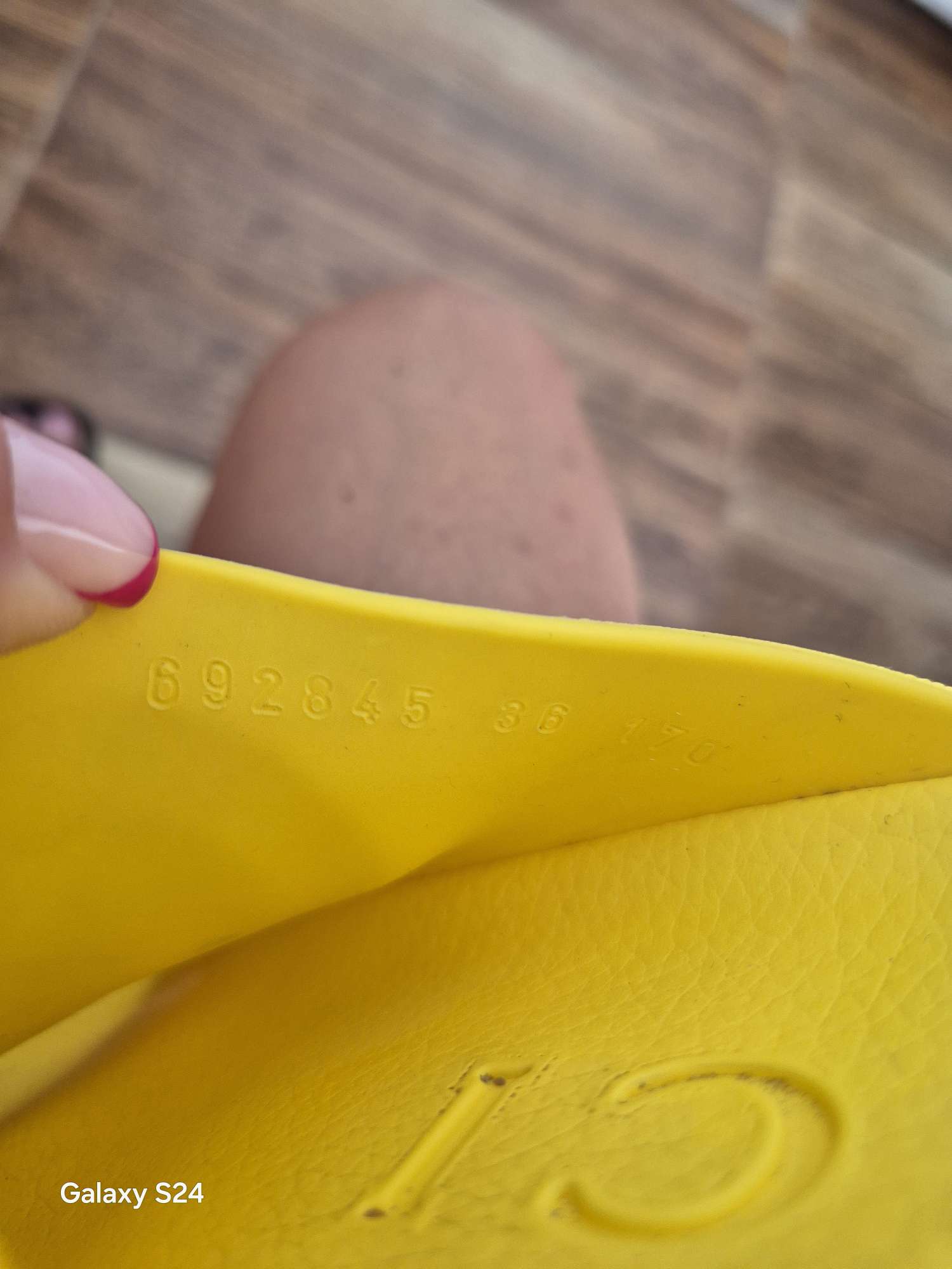 Gucci šĺapky