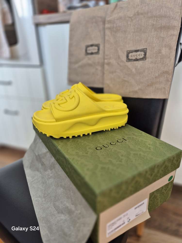 Gucci šĺapky