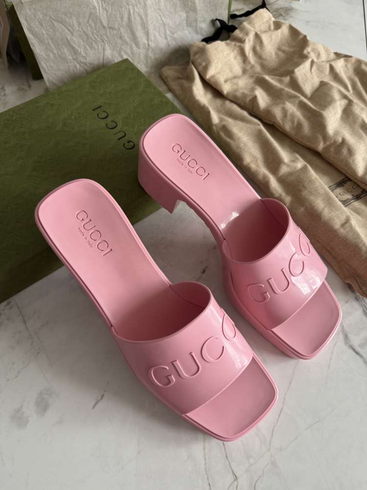 Gucci slapky
