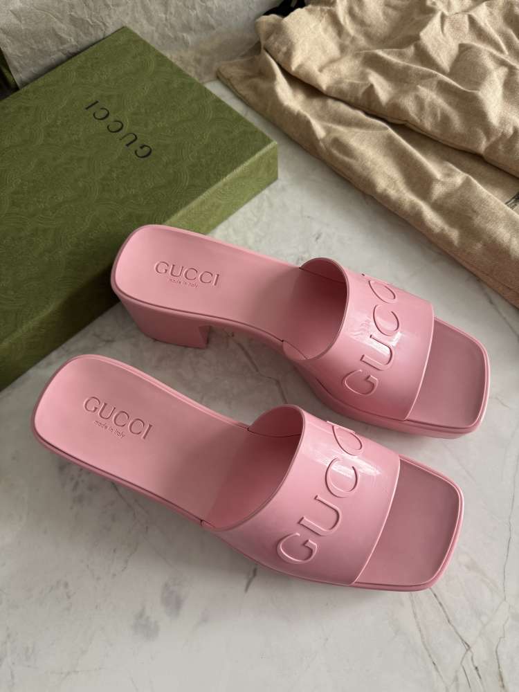 Gucci slapky