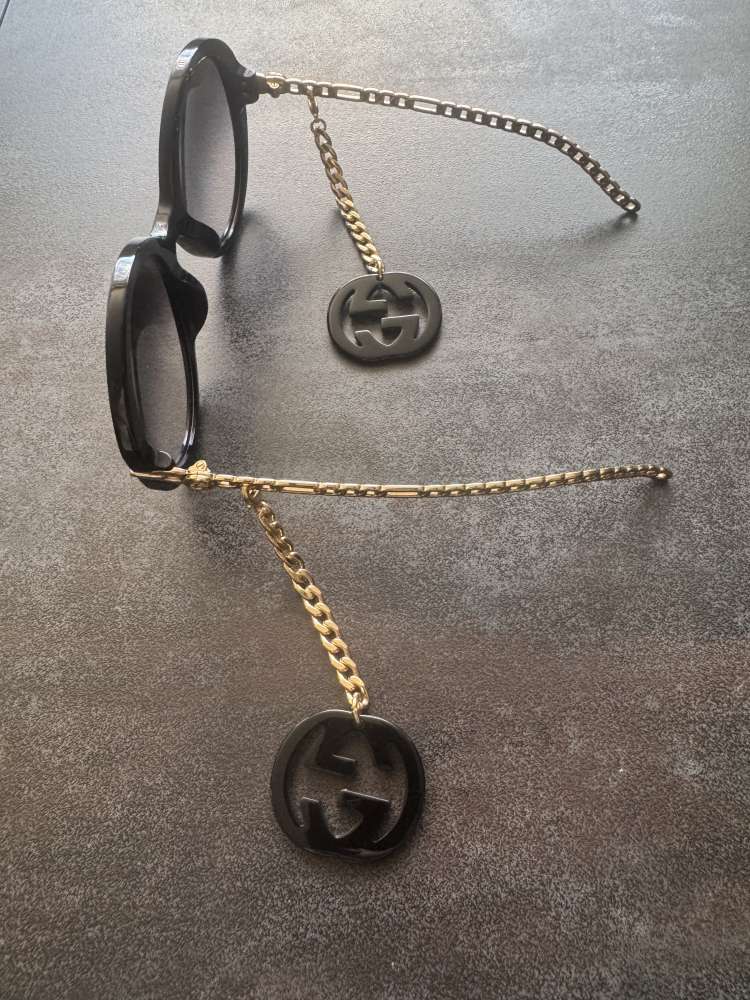 Sluneční brýle Gucci