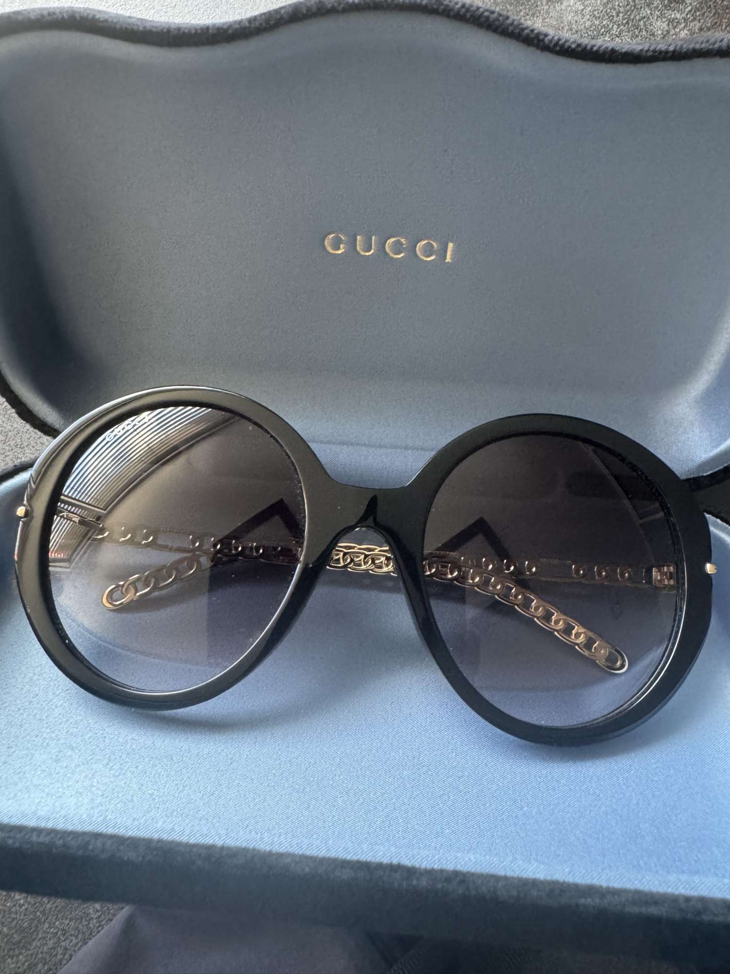 Sluneční brýle Gucci