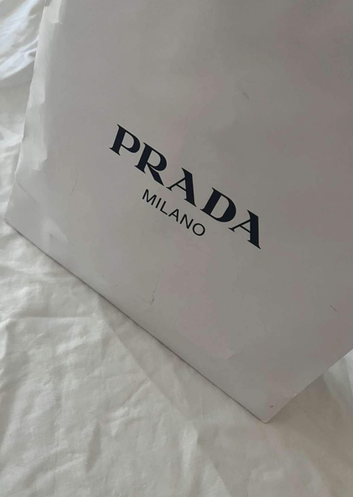 Kremova celenka Prada (hrubsia)