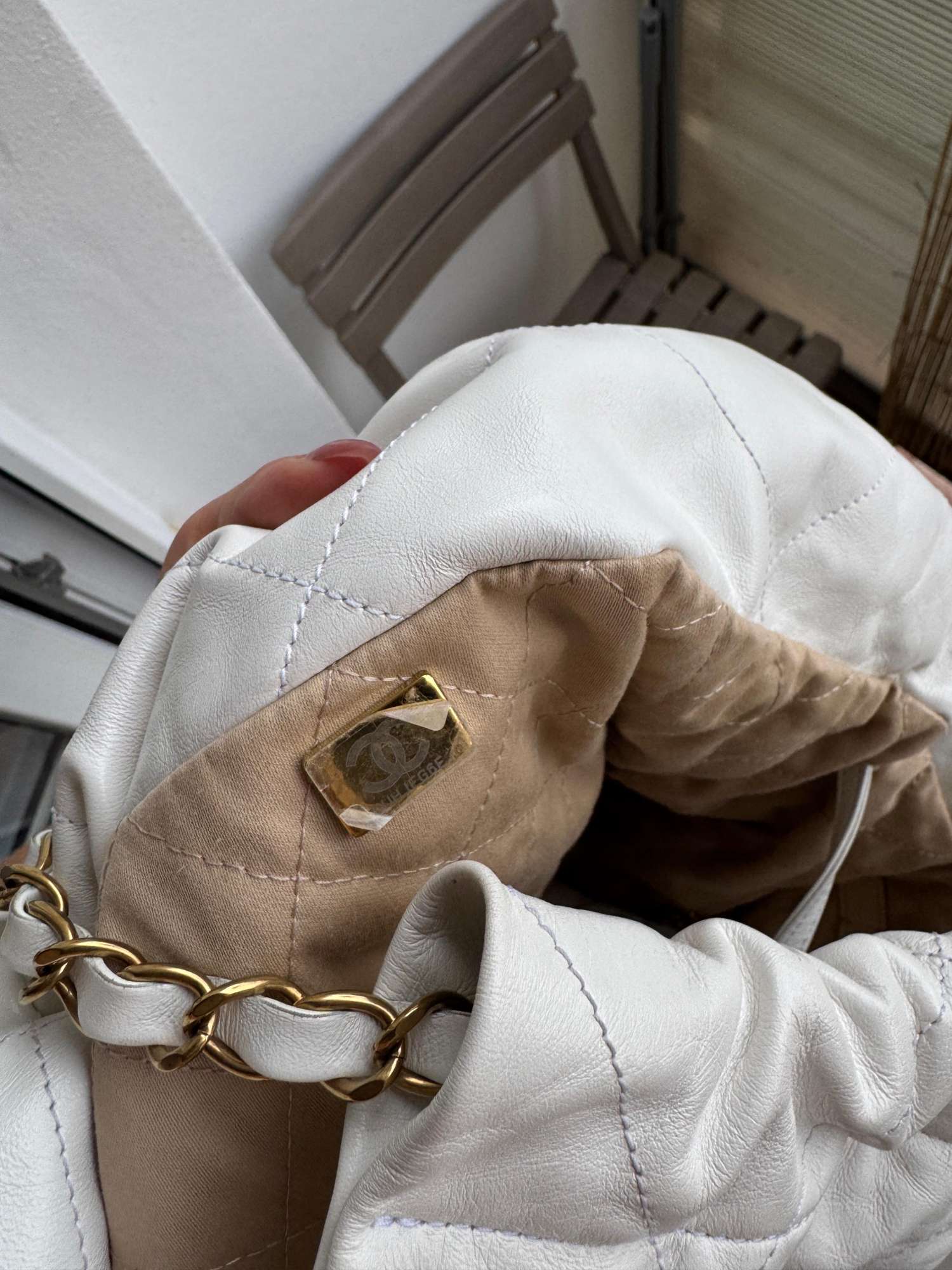 Chanel 22 medium bag