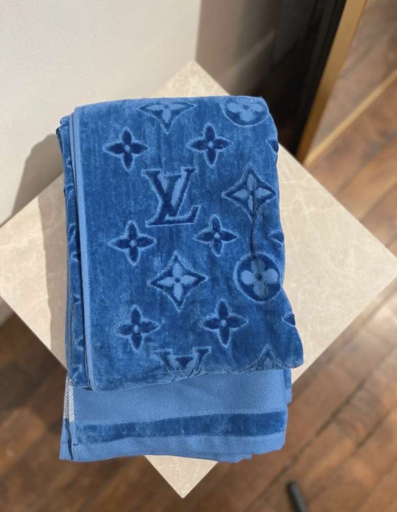 Louis Vuitton uterák