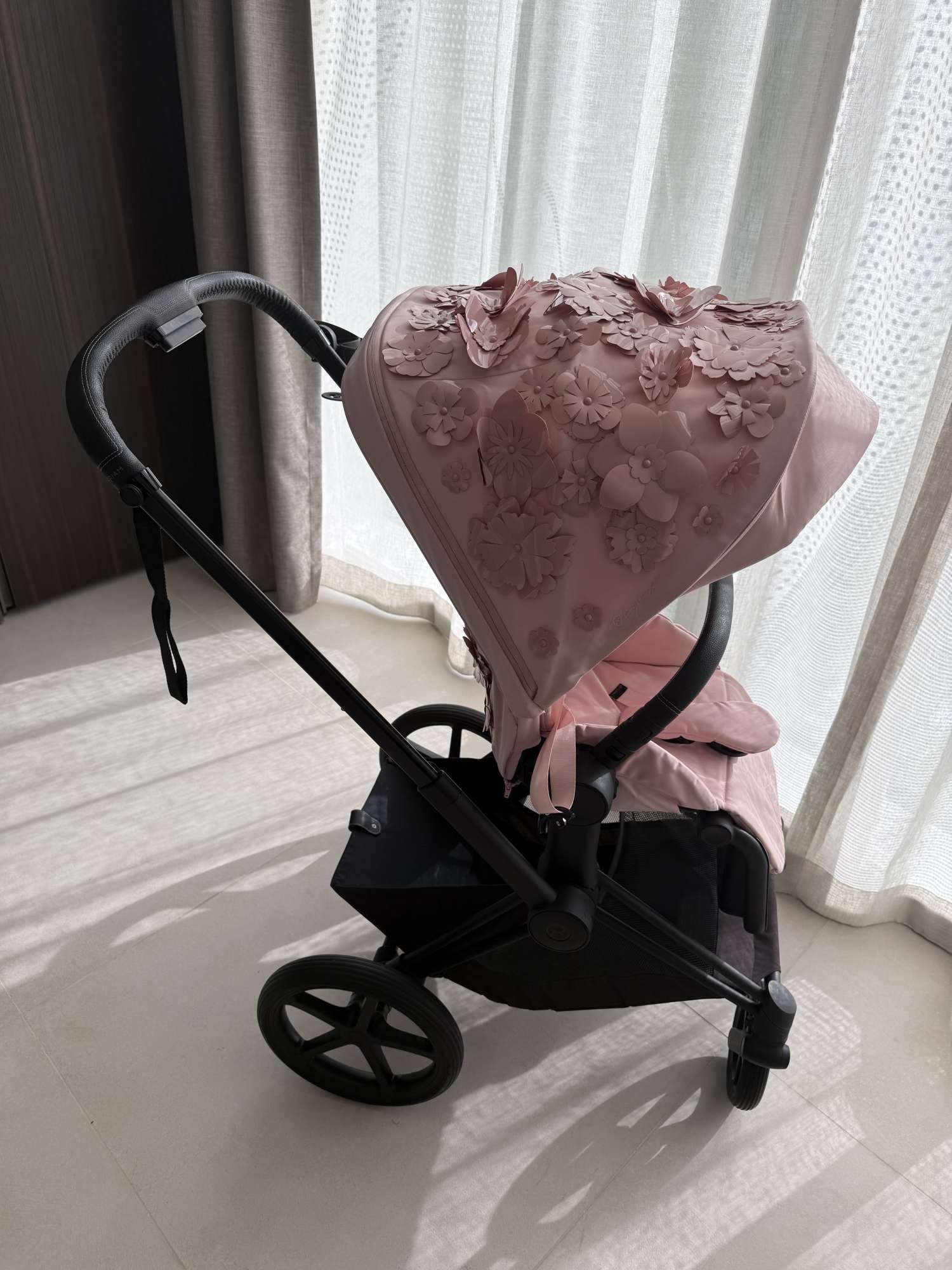 Cybex Priam Simply Flowers pink / black