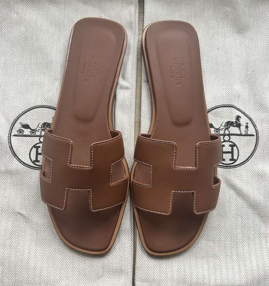 Nové šľapky HERMES model Oran farba GOLD 38,5