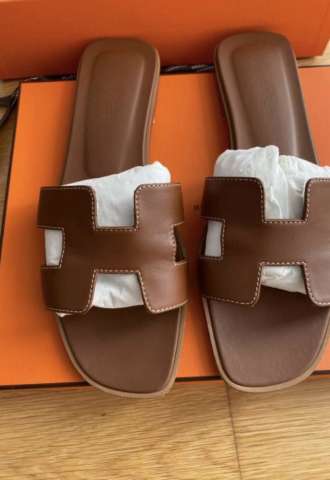 https://www.vipluxury.sk/Hermes oran slapky