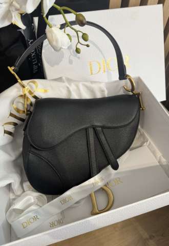 https://www.vipluxury.sk/Christian Dior Saddle bag medium