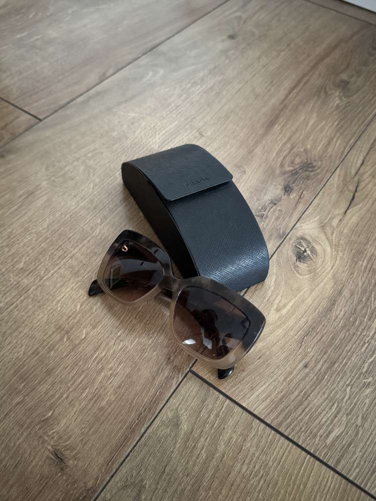 Prada okuliare
