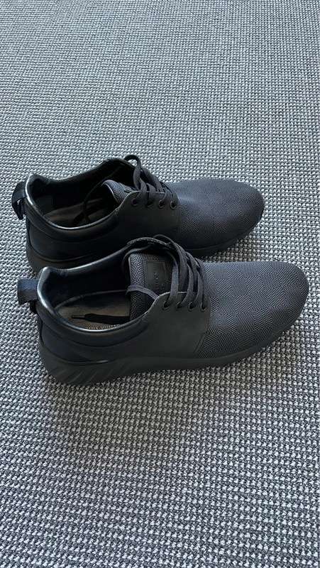 Louis Vuitton tenisky