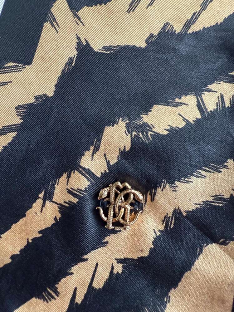 Roberto Cavalli šatka