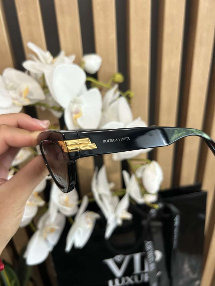 Bottega Veneta okuliare