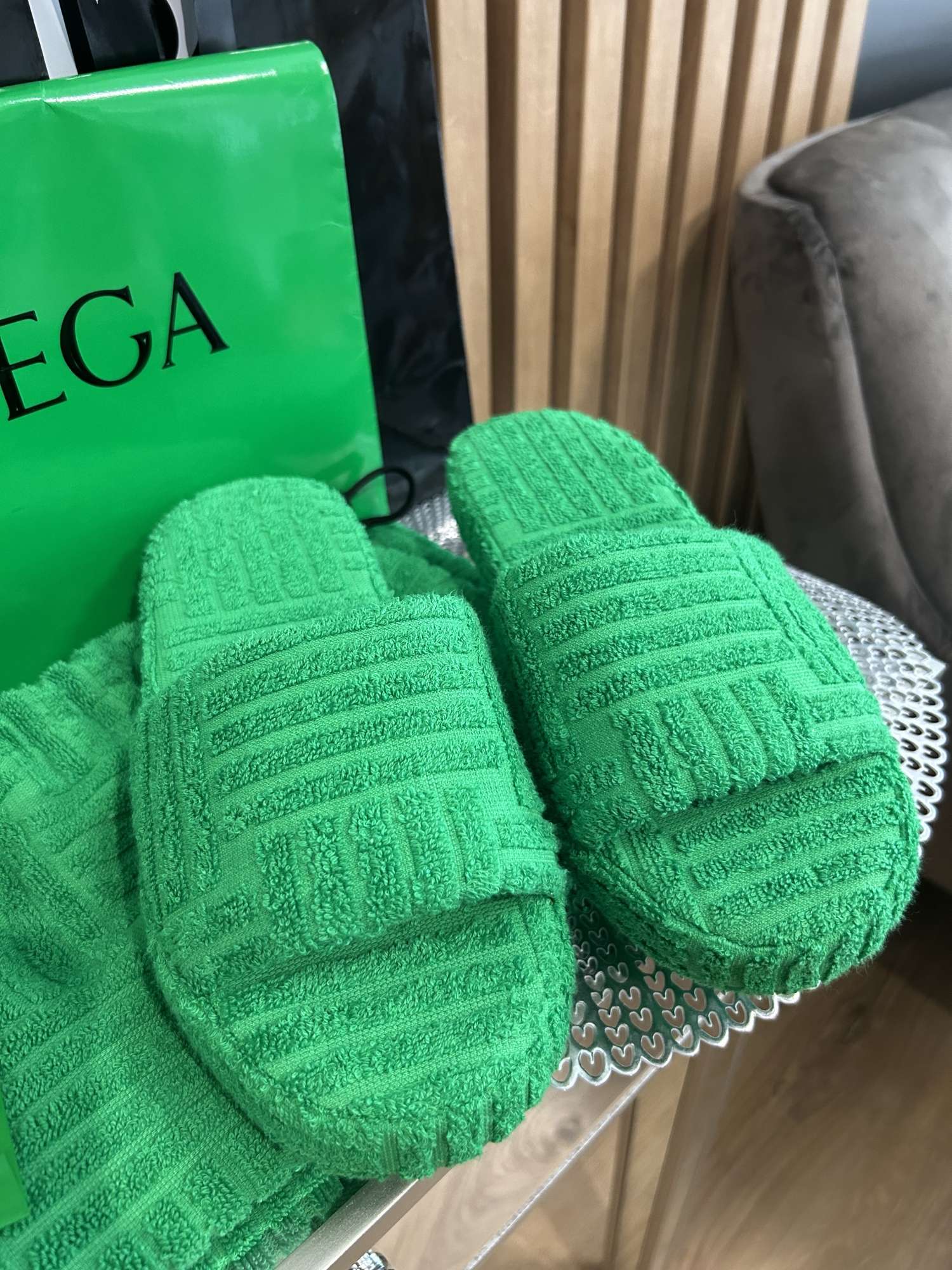 Bottega Veneta šľapky