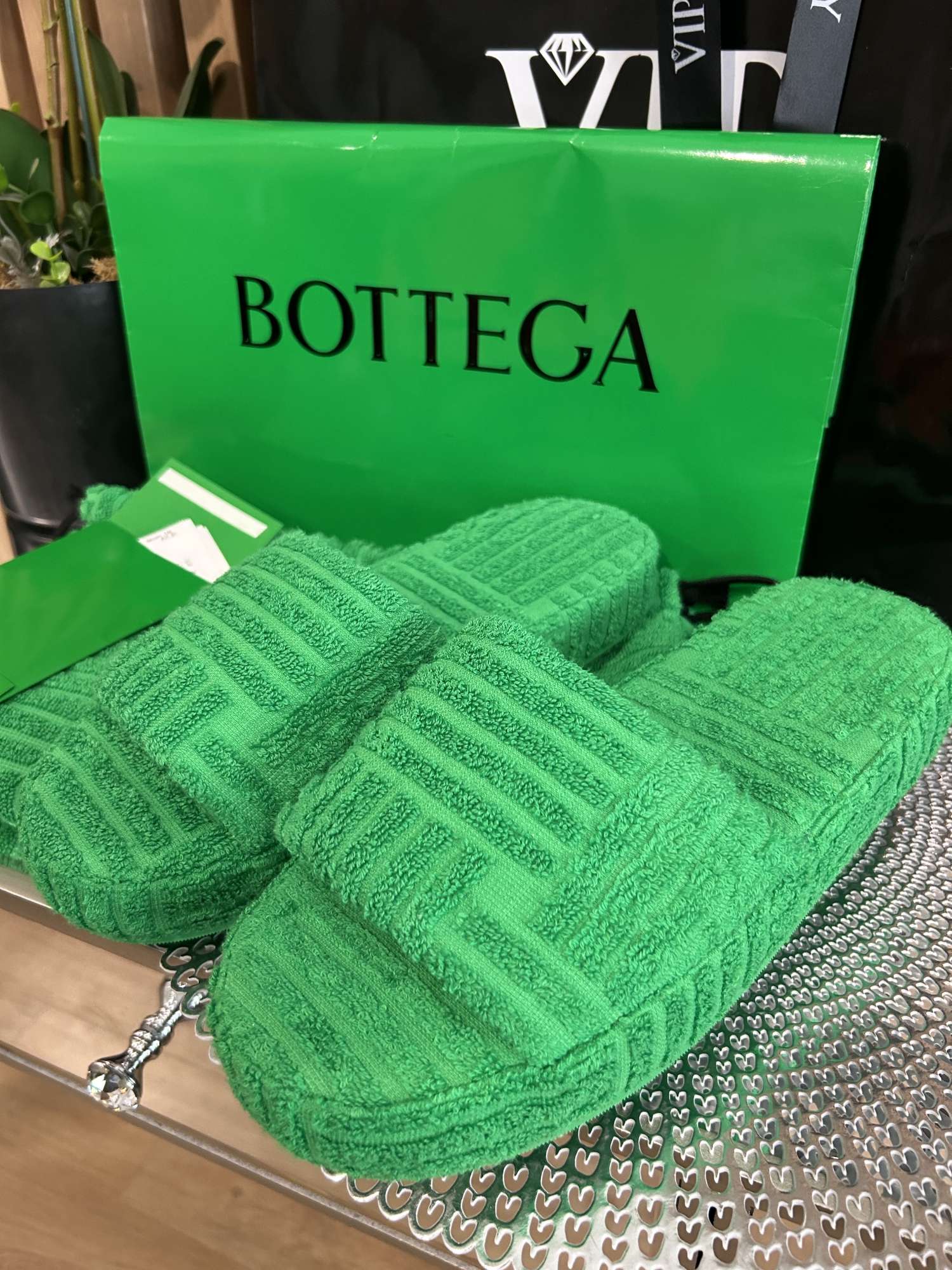 Bottega Veneta šľapky