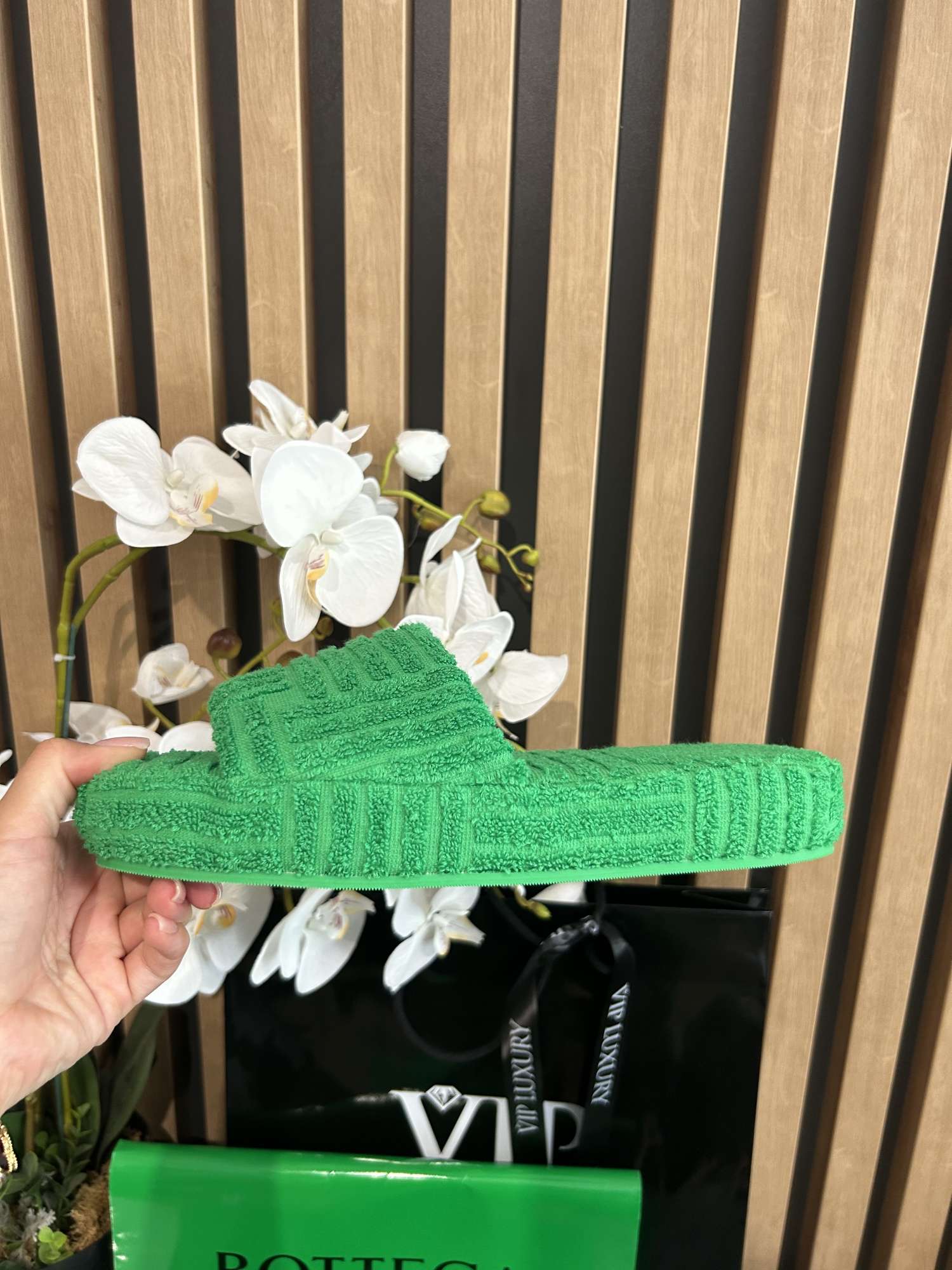 Bottega Veneta šľapky