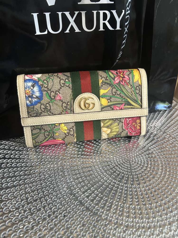 Gucci peňaženka