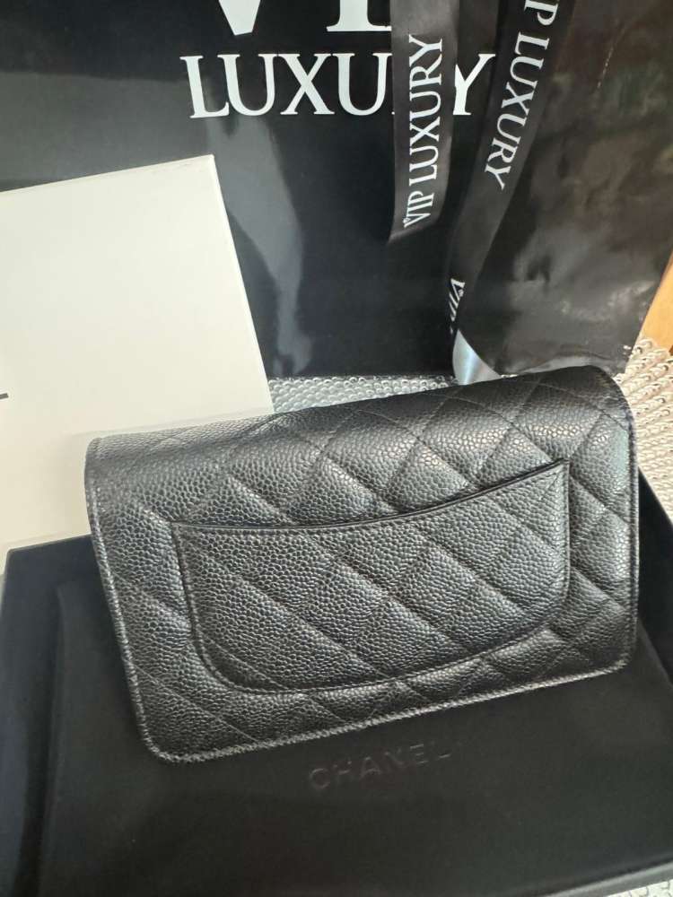 Chanel woc